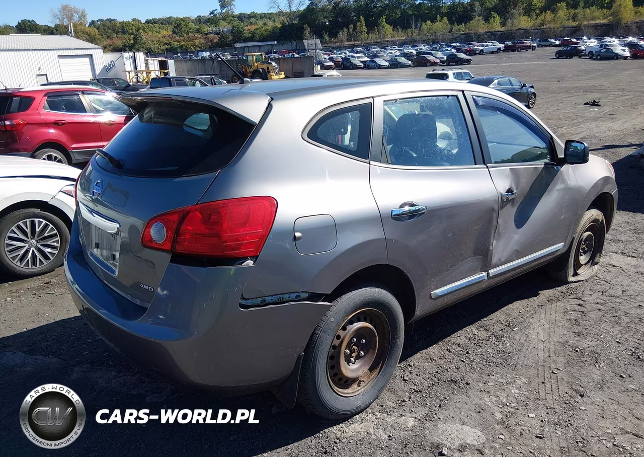 2013 Nissan Rogue S VIN:JN8AS5MV6DW642196 - 4