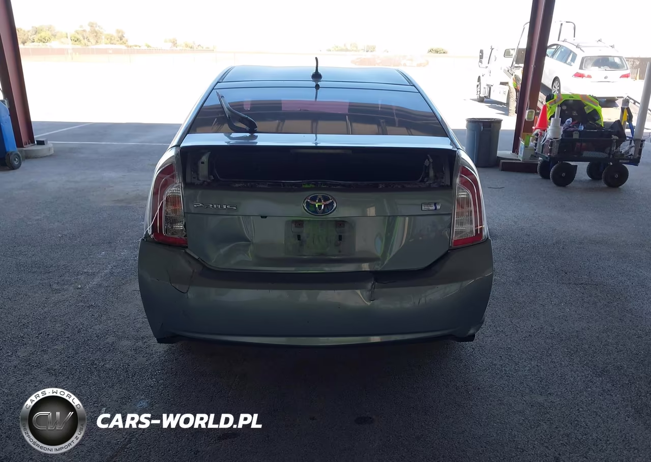 2015 Toyota Prius Four VIN:JTDKN3DU7F1928187 - 16