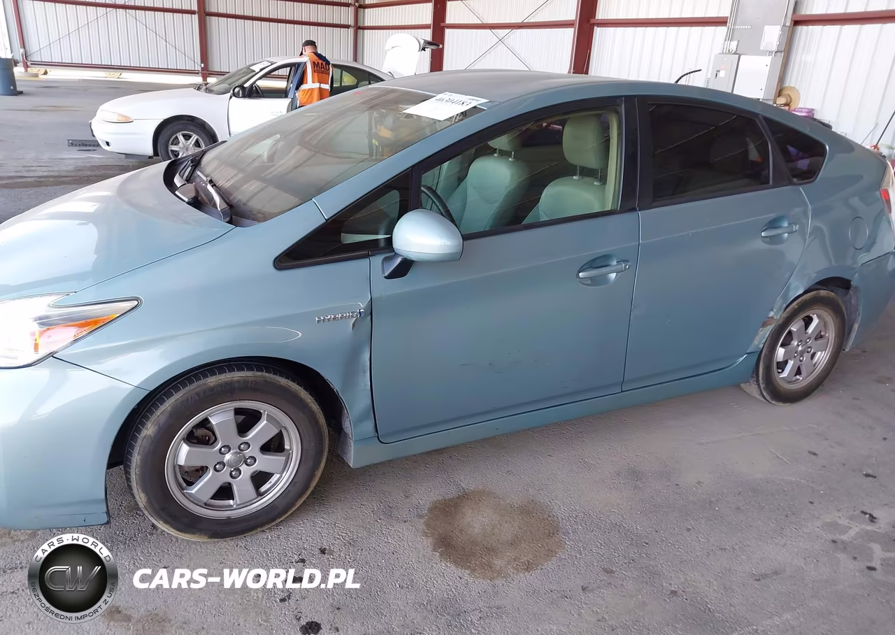 2015 Toyota Prius Four VIN:JTDKN3DU7F1928187 - 20