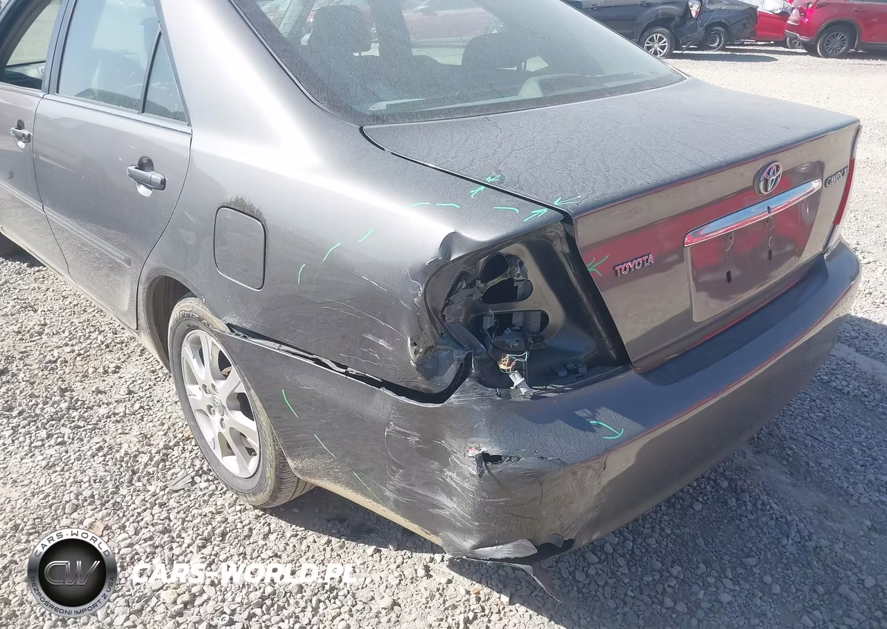 2005 Toyota Camry Xle VIN:4T1BE32K65U628537 - 6