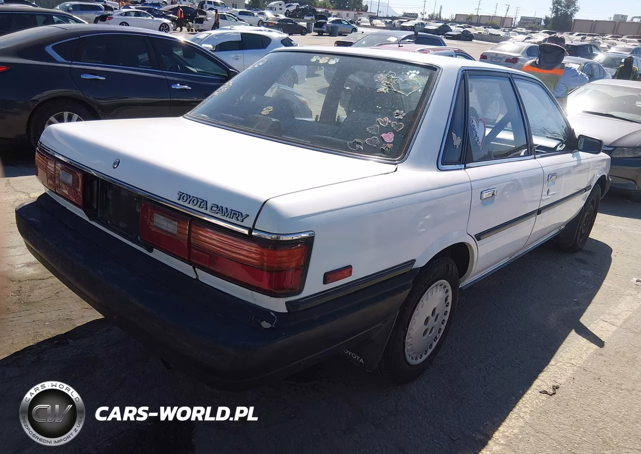 1989 Toyota Camry Dlx VIN:JT2SV21EXK3349242 - 4