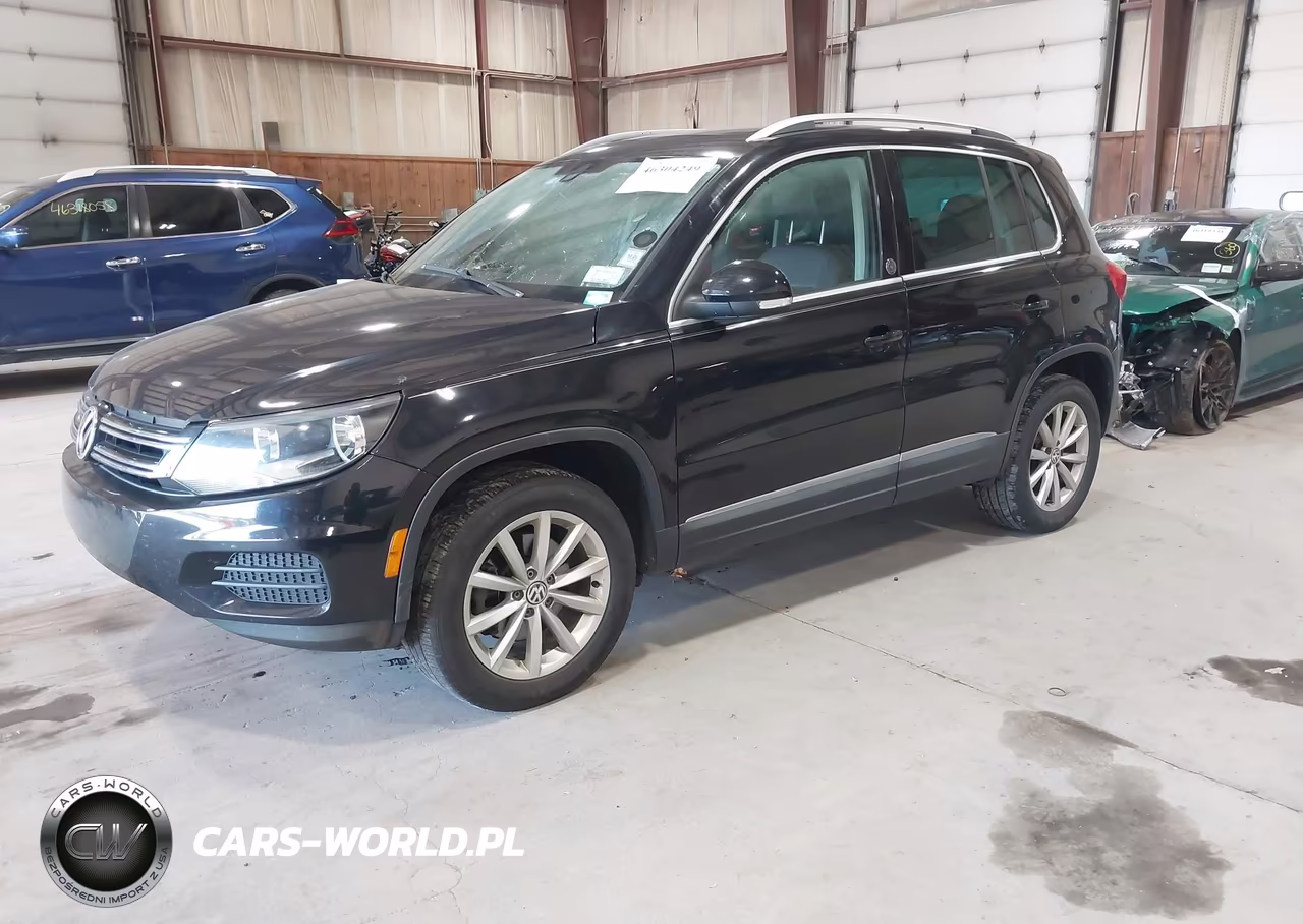 2017 Volkswagen Tiguan 2.0T Wolfsburg Edition VIN:WVGRV7AX1HK041049 - 2
