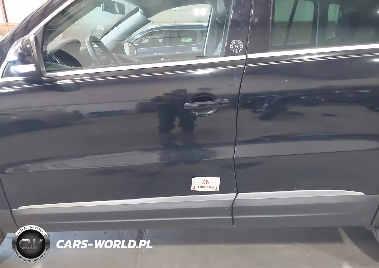 2017 Volkswagen Tiguan 2.0T Wolfsburg Edition VIN:WVGRV7AX1HK041049 - 6
