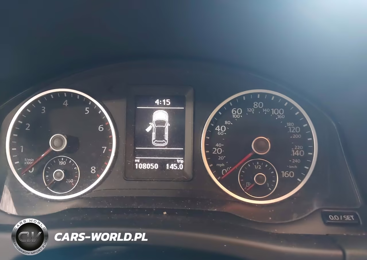 2017 Volkswagen Tiguan 2.0T Wolfsburg Edition VIN:WVGRV7AX1HK041049 - 7