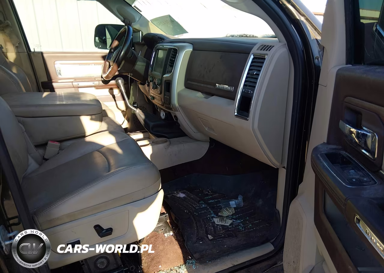 2014 Ram 3500 Laramie VIN:3C63RRJLXEG257855 - 7