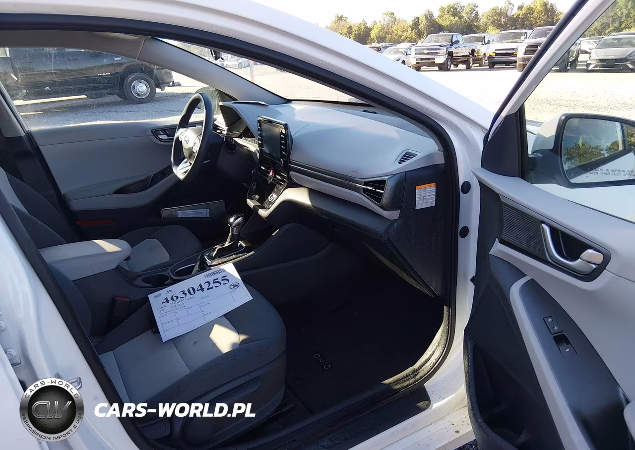 2020 Hyundai Ioniq Hybrid Blue VIN:KMHC65LC8LU220381 - 5