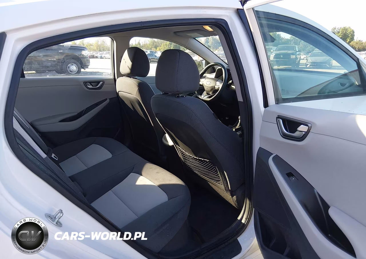 2020 Hyundai Ioniq Hybrid Blue VIN:KMHC65LC8LU220381 - 8