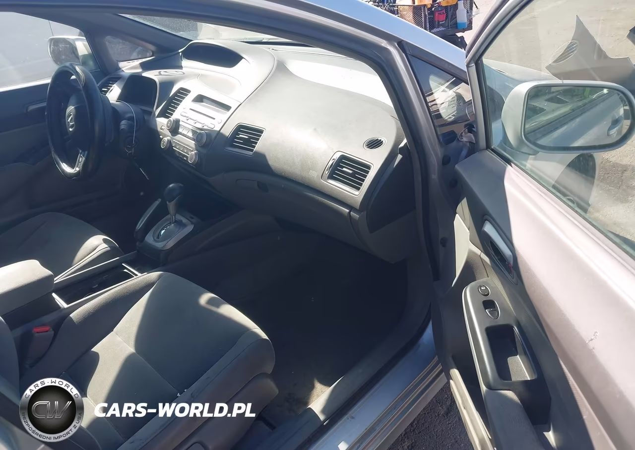 2008 Honda Civic Lx VIN:2HGFA16568H521572 - 5
