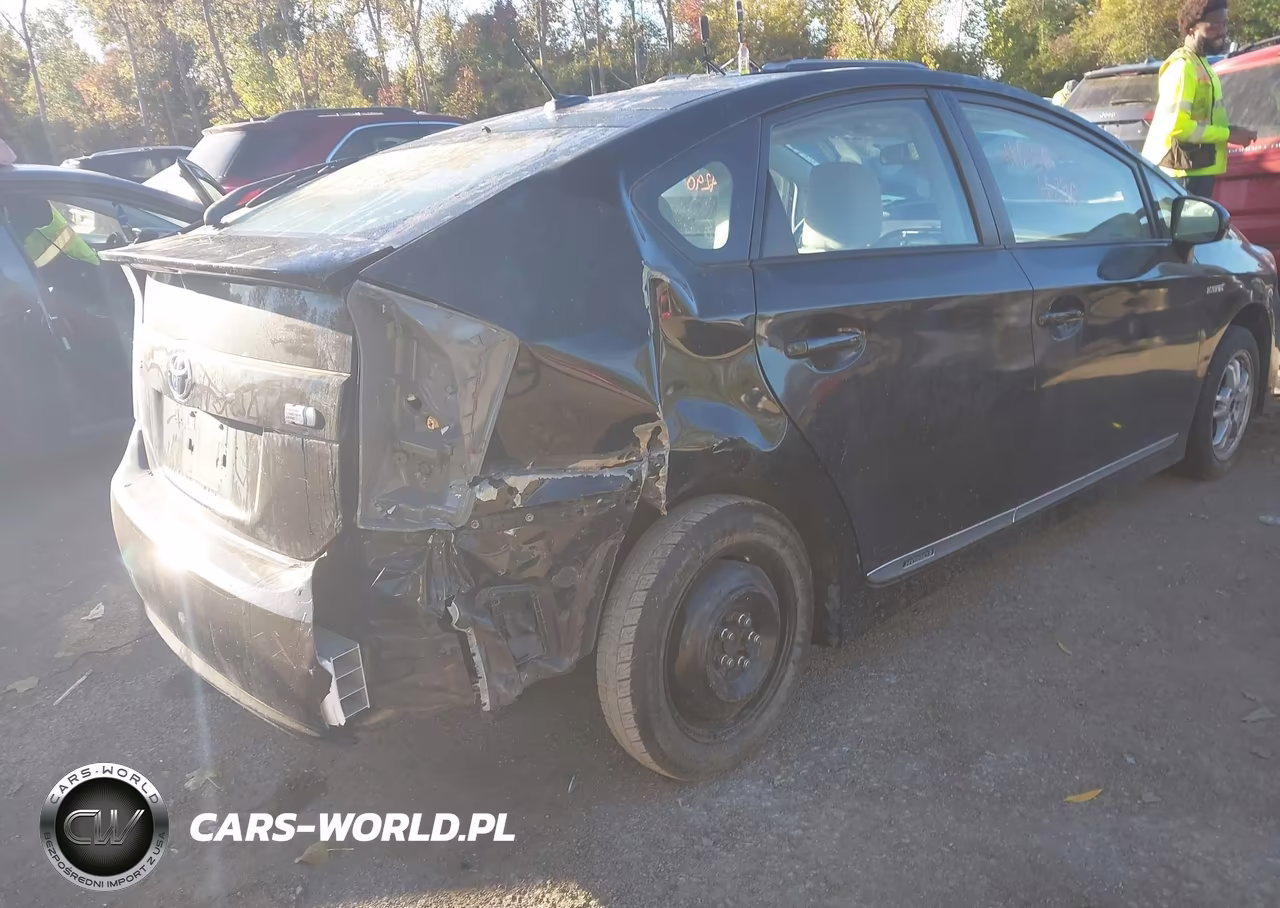 2011 Toyota Prius Three VIN:JTDKN3DU6B5340364 - 6