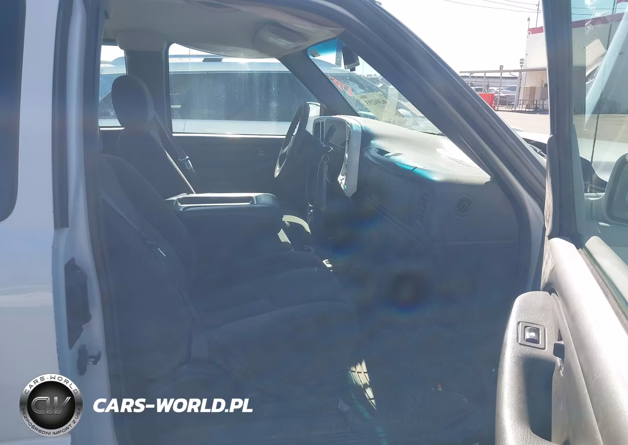 2003 Chevrolet Silverado 1500 VIN:2GCEK19T931104594 - 5