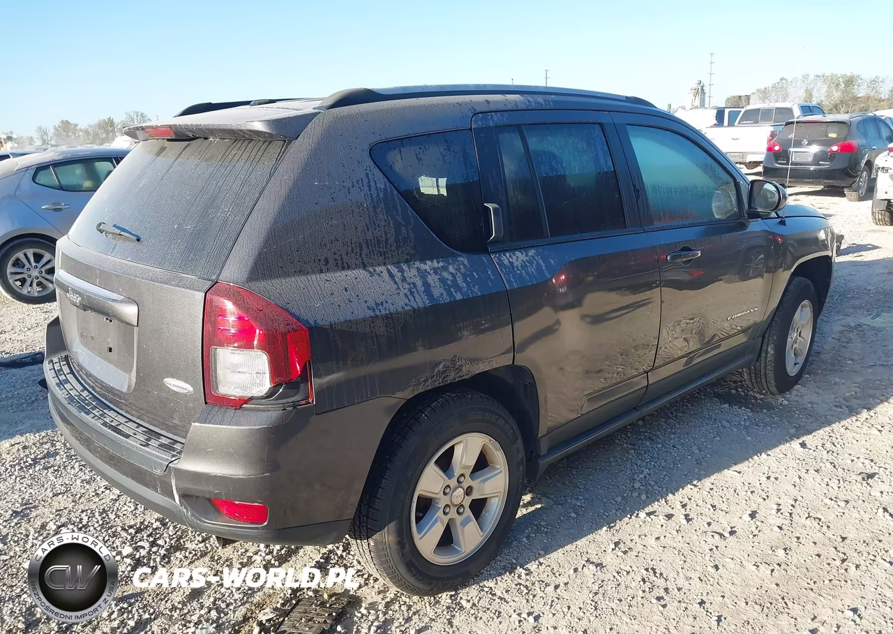 2017 Jeep Compass Latitude Fwd VIN:1C4NJCEA9HD206959 - 4