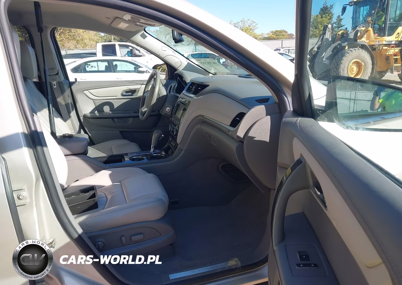 2015 Chevrolet Traverse Ltz VIN:1GNKVJKD2FJ149701 - 5