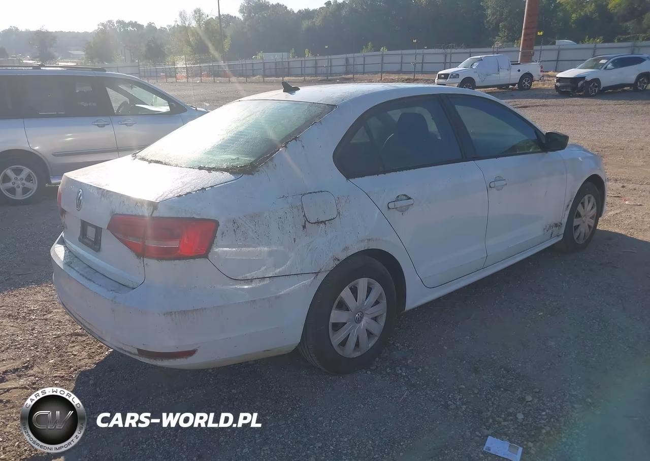 2015 Volkswagen Jetta 2.0L S VIN:3VW2K7AJXFM305138 - 4