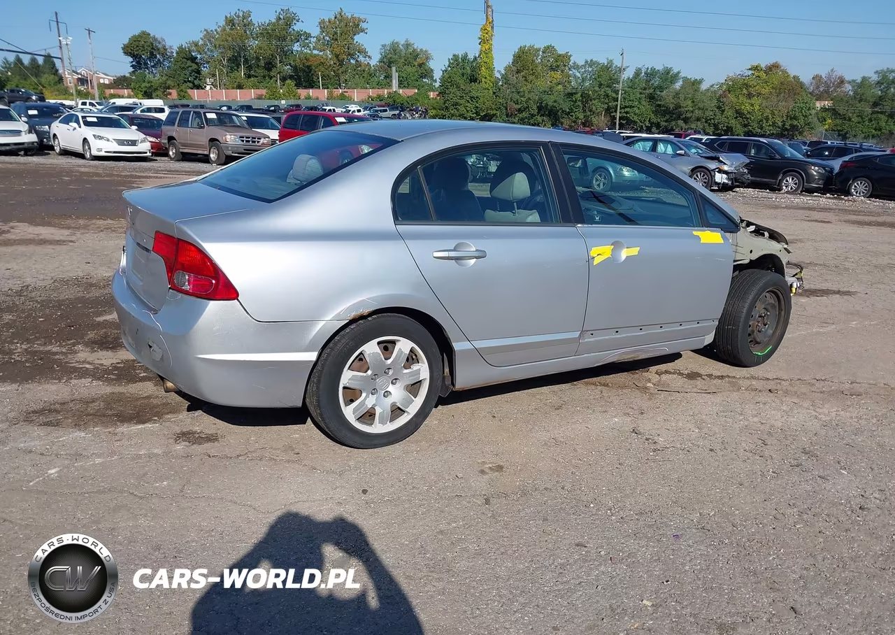 2008 Honda Civic Lx VIN:2HGFA165X8H306633 - 4