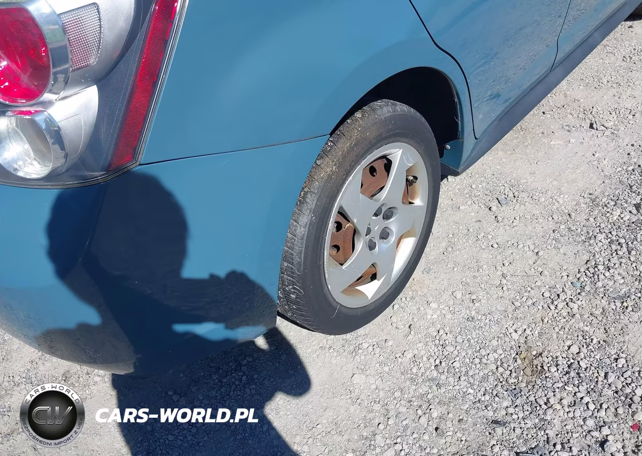 2009 Pontiac Vibe VIN:5Y2SP67899Z438768 - 13
