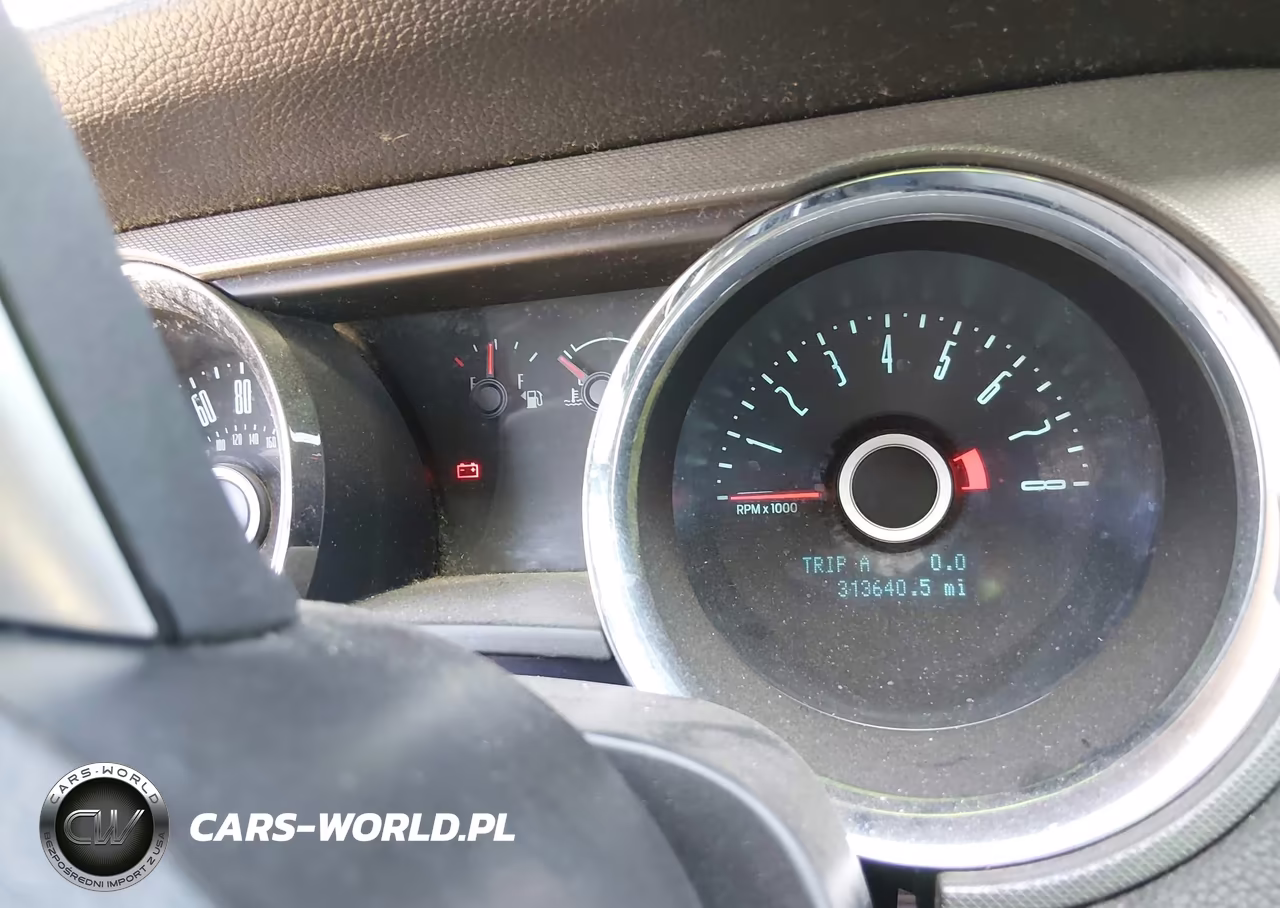 2014 Ford Mustang V6 VIN:1ZVBP8EM0E5281612 - 6