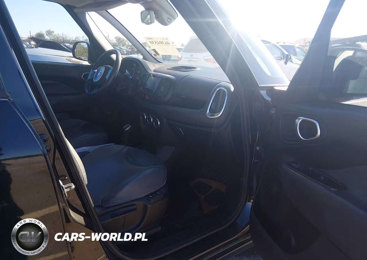 2014 Fiat 500L Lounge VIN:ZFBCFACH5EZ005073 - 5