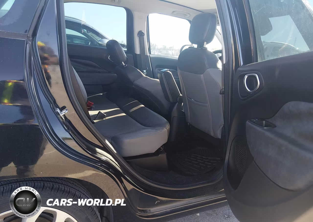 2014 Fiat 500L Lounge VIN:ZFBCFACH5EZ005073 - 8
