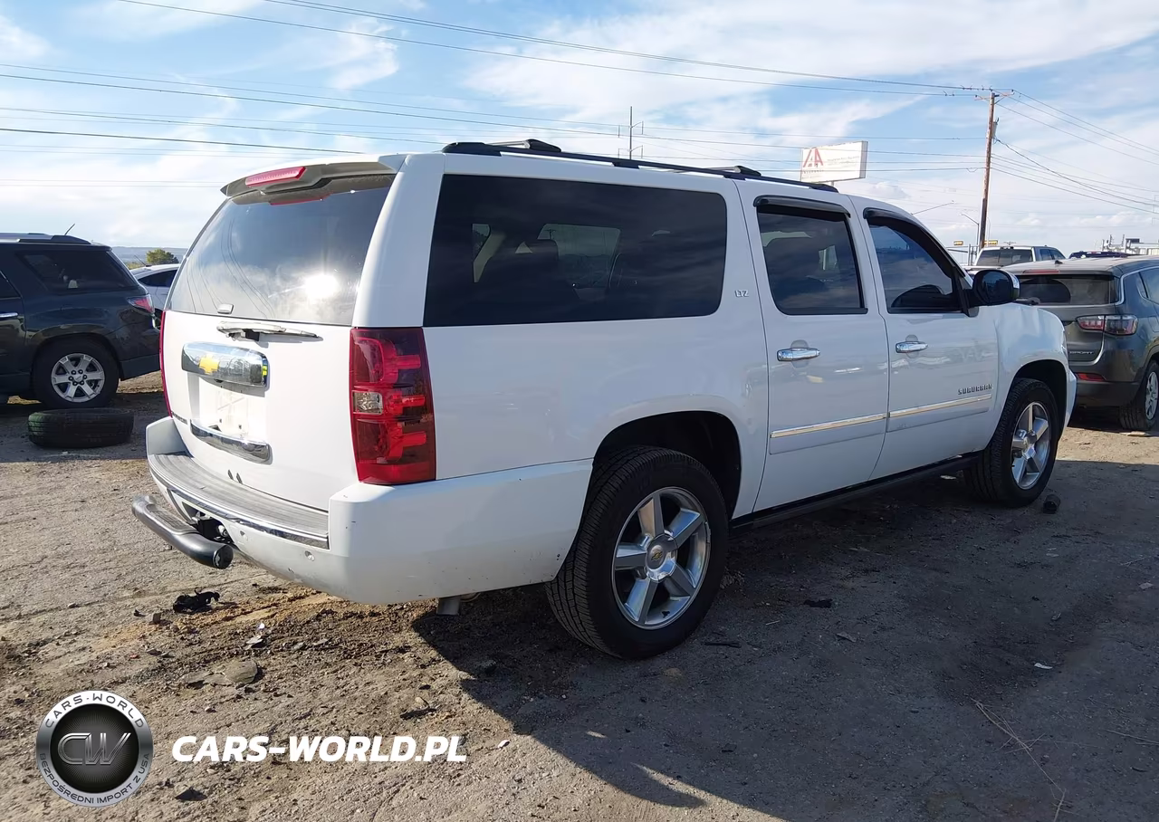 2013 Chevrolet Suburban 1500 Ltz VIN:1GNSKKE75DR363374 - 4