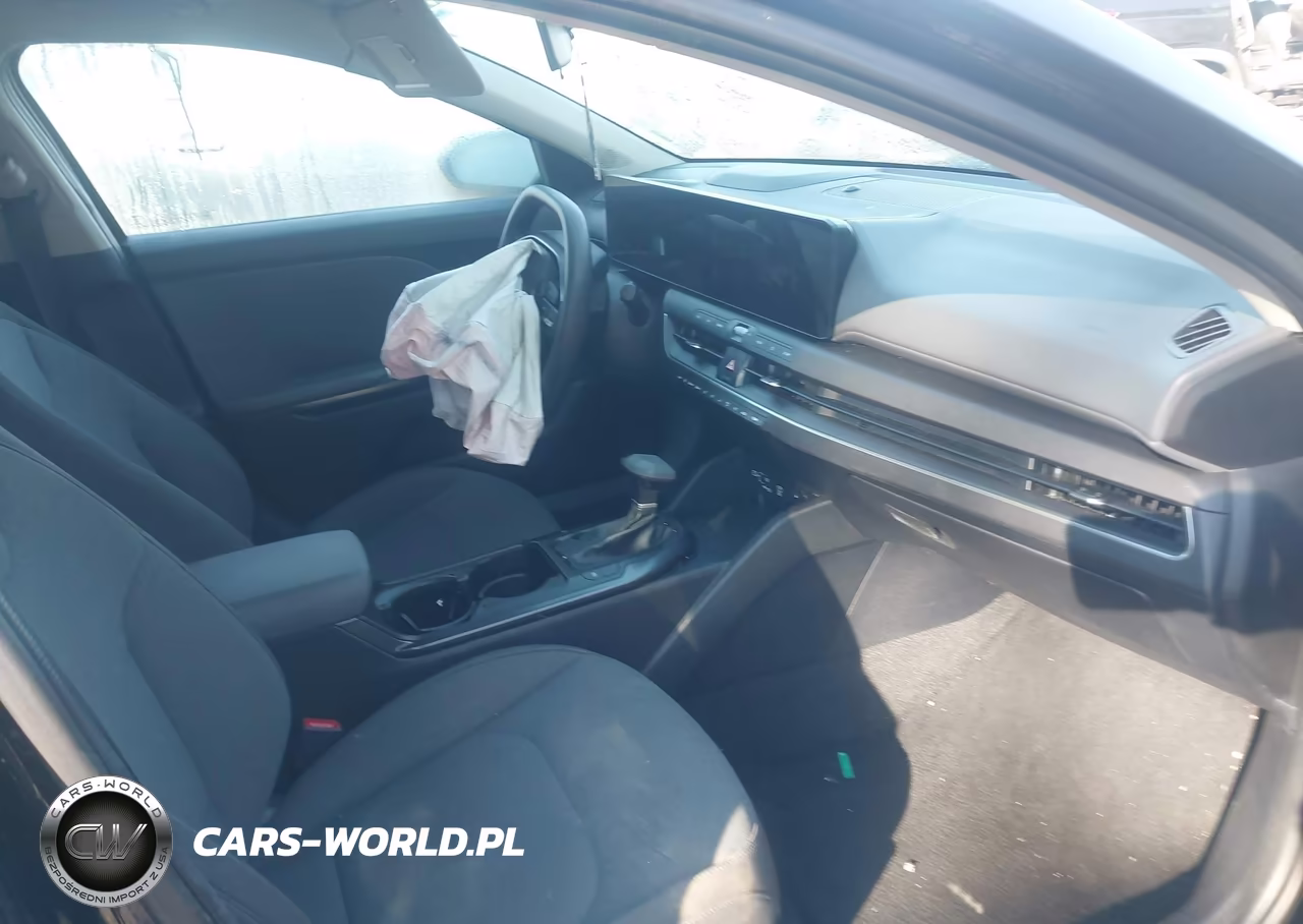 2025 Kia K4 Lxs VIN:3KPFT4DE1SE021772 - 5