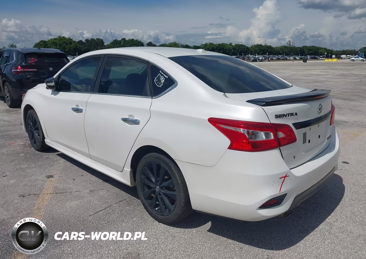 2018 Nissan Sentra Sr VIN:3N1AB7AP3JY288822 - 3