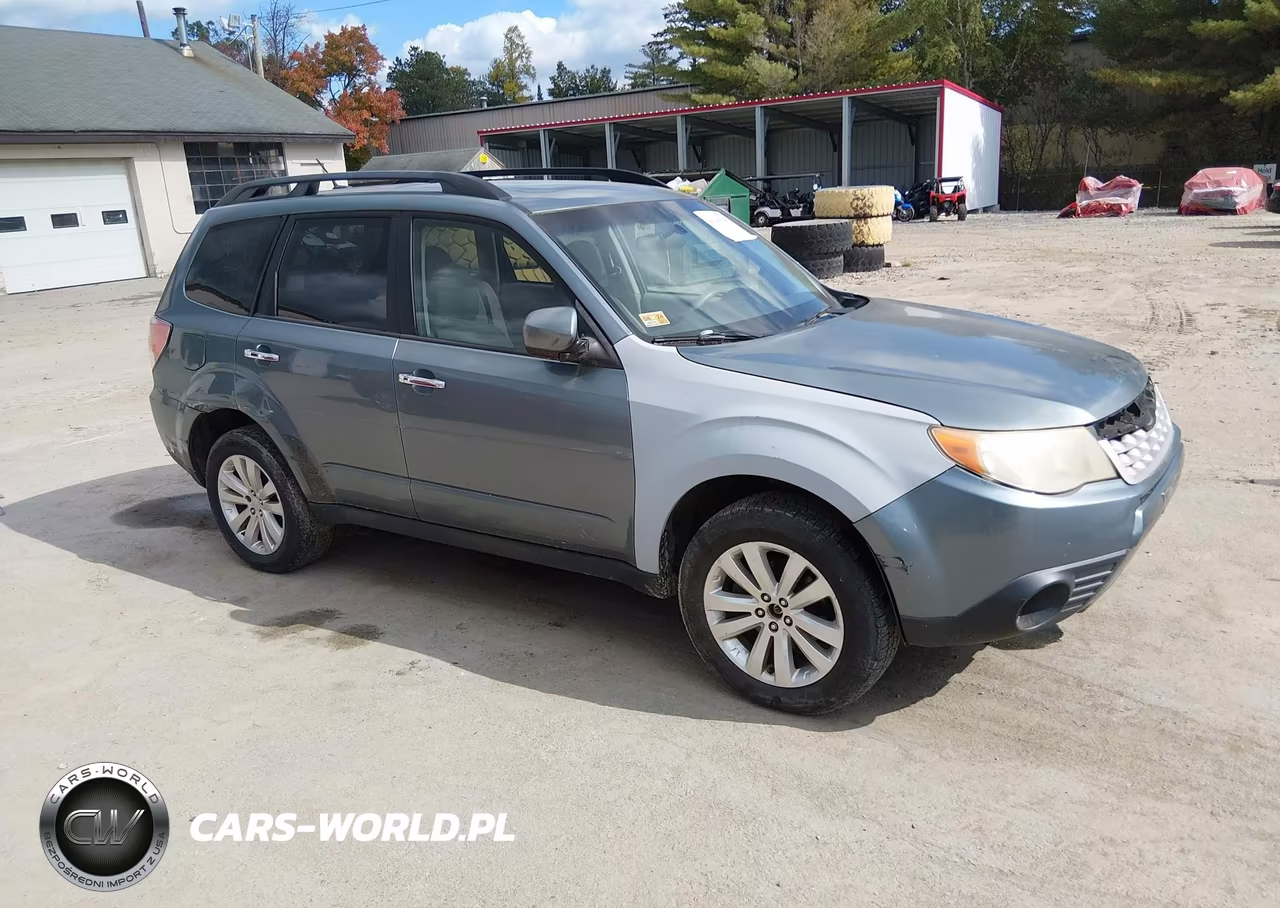 2011 Subaru Forester 2.5X Premium VIN:JF2SHACCXBH762948 - 1