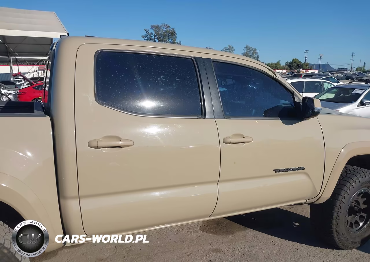 2019 Toyota Tacoma Trd Sport VIN:3TMAZ5CN8KM111698 - 13