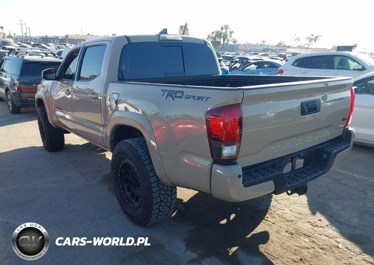 2019 Toyota Tacoma Trd Sport VIN:3TMAZ5CN8KM111698 - 3