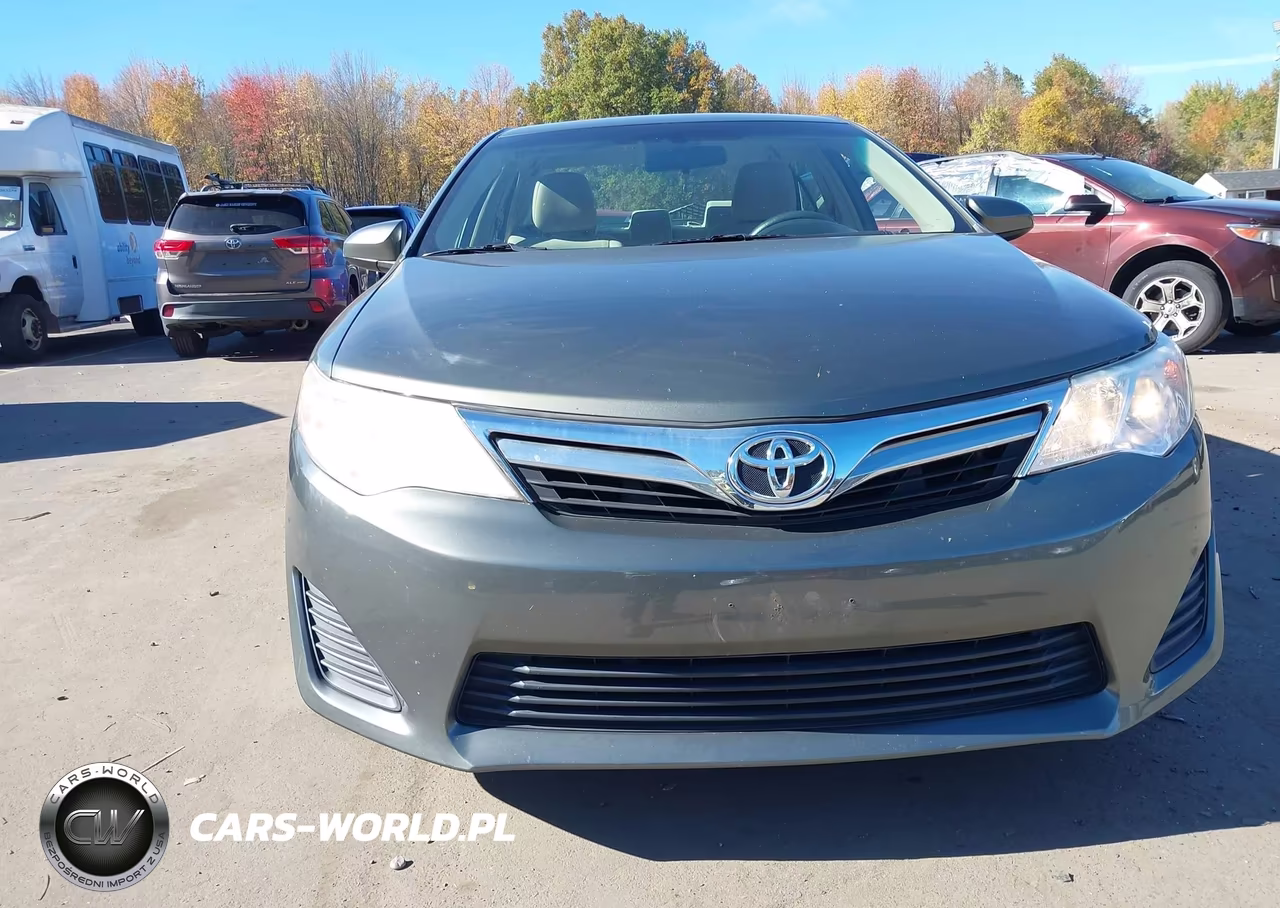2014 Toyota Camry Le VIN:4T4BF1FKXER339940 - 6