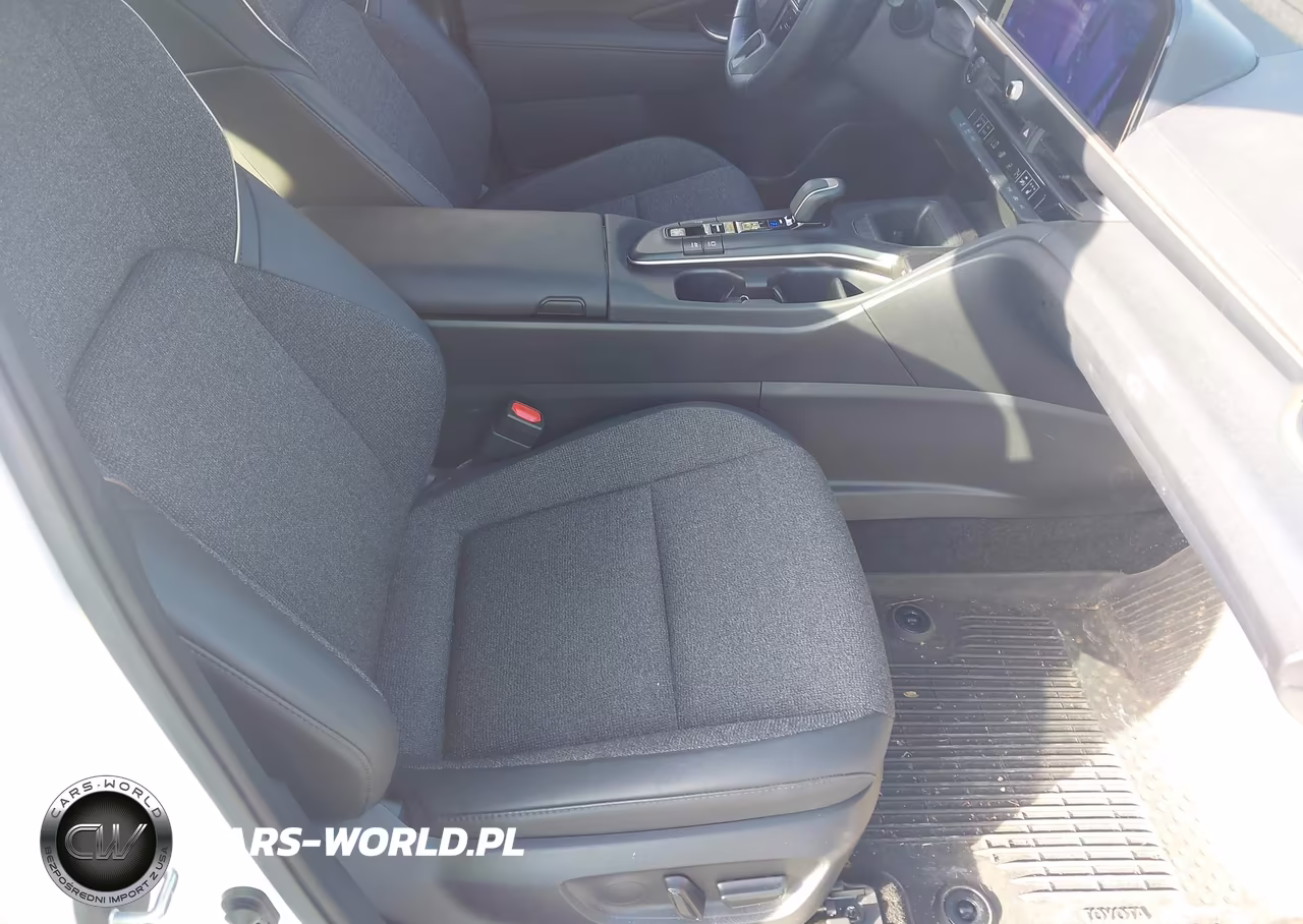 2023 Toyota Crown Xle VIN:JTDAAAAF6P3014083 - 5