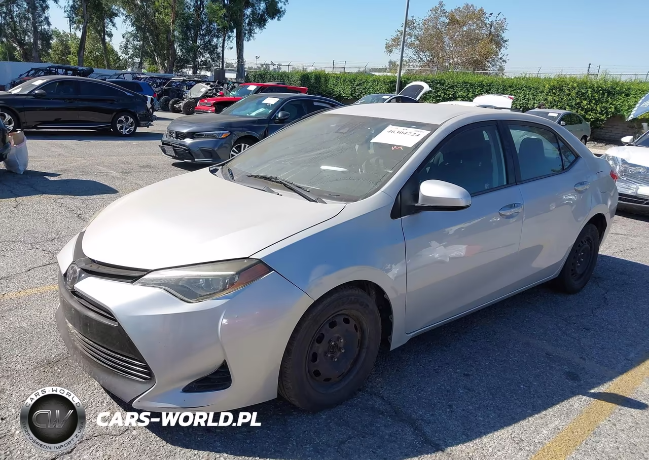 2018 Toyota Corolla Le VIN:2T1BURHE4JC086406 - 2