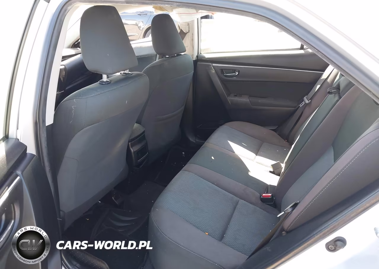 2018 Toyota Corolla Le VIN:2T1BURHE4JC086406 - 8