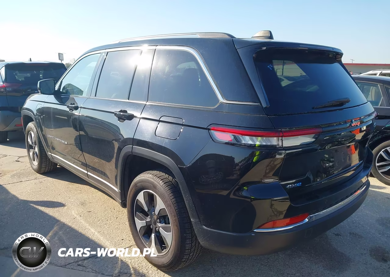 2024 Jeep Grand Cherokee 4Xe VIN:1C4RJYB69RC720803 - 3