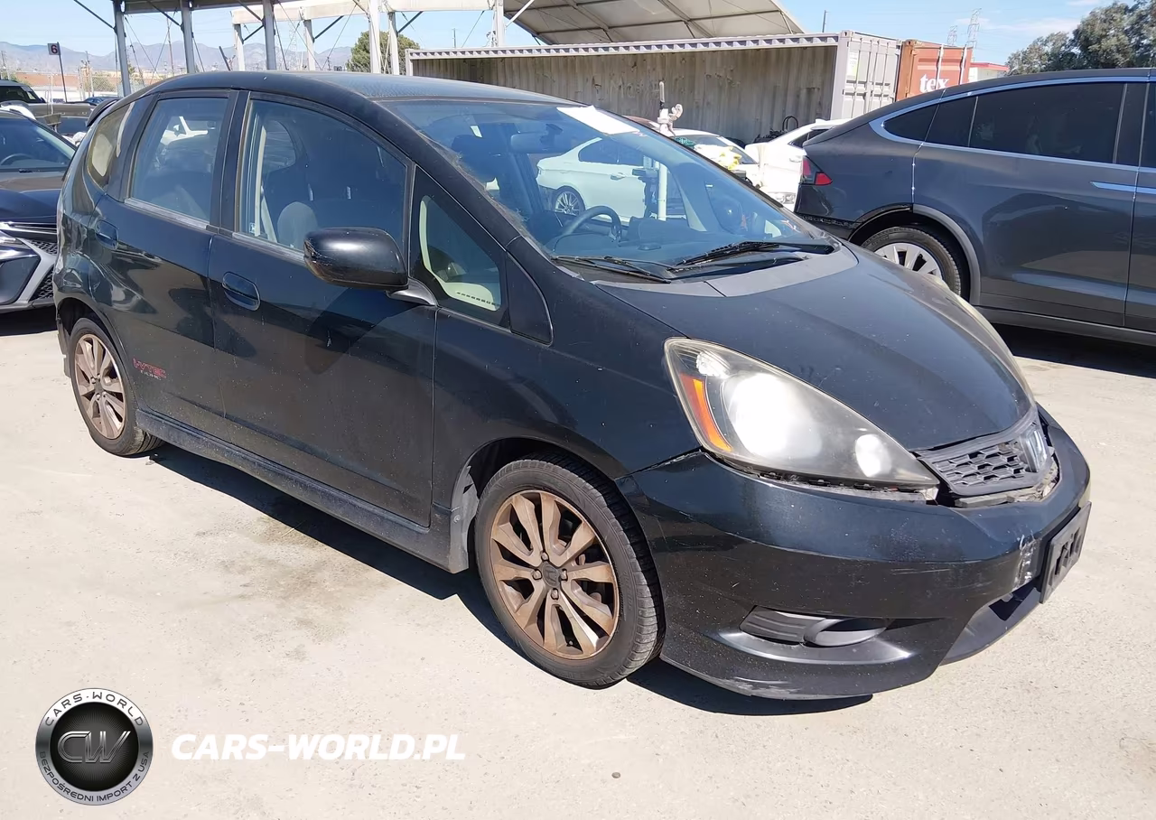 2013 Honda Fit Sport VIN:JHMGE8H53DC042843 - 1