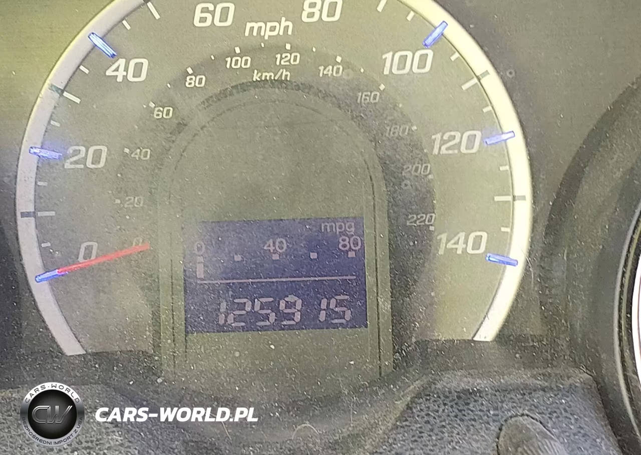 2013 Honda Fit Sport VIN:JHMGE8H53DC042843 - 16