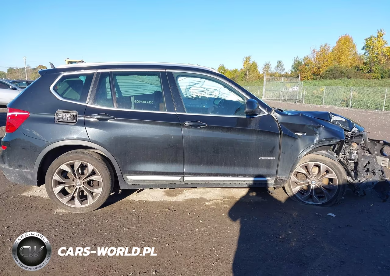 2017 BMW X3 xDrive28I VIN:5UXWX9C52H0T08363 - 13