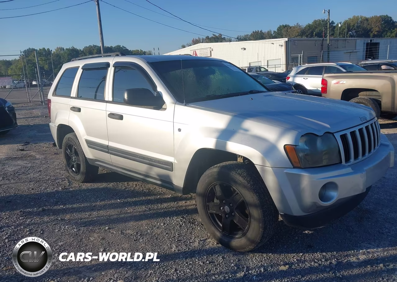 2005 Jeep Grand Cherokee Laredo VIN:1J4HS48N95C536403 - 1