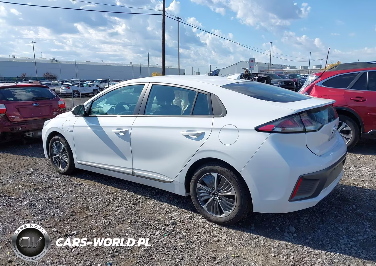 2020 Hyundai Ioniq Plug-In Hybrid Se VIN:KMHC65LDXLU231746 - 3