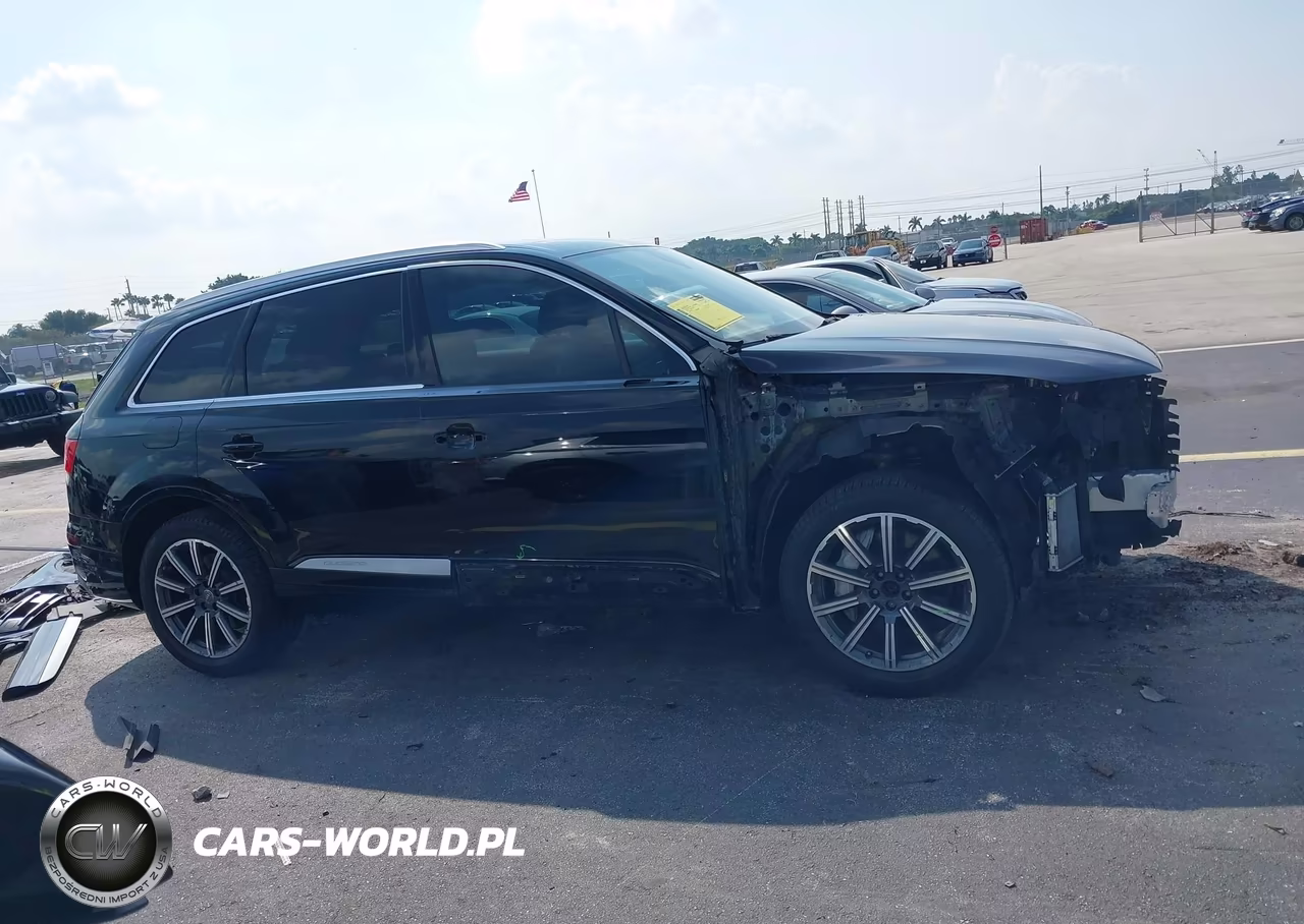 2017 Audi Q7 3.0T Premium VIN:WA1AAAF78HD017087 - 14