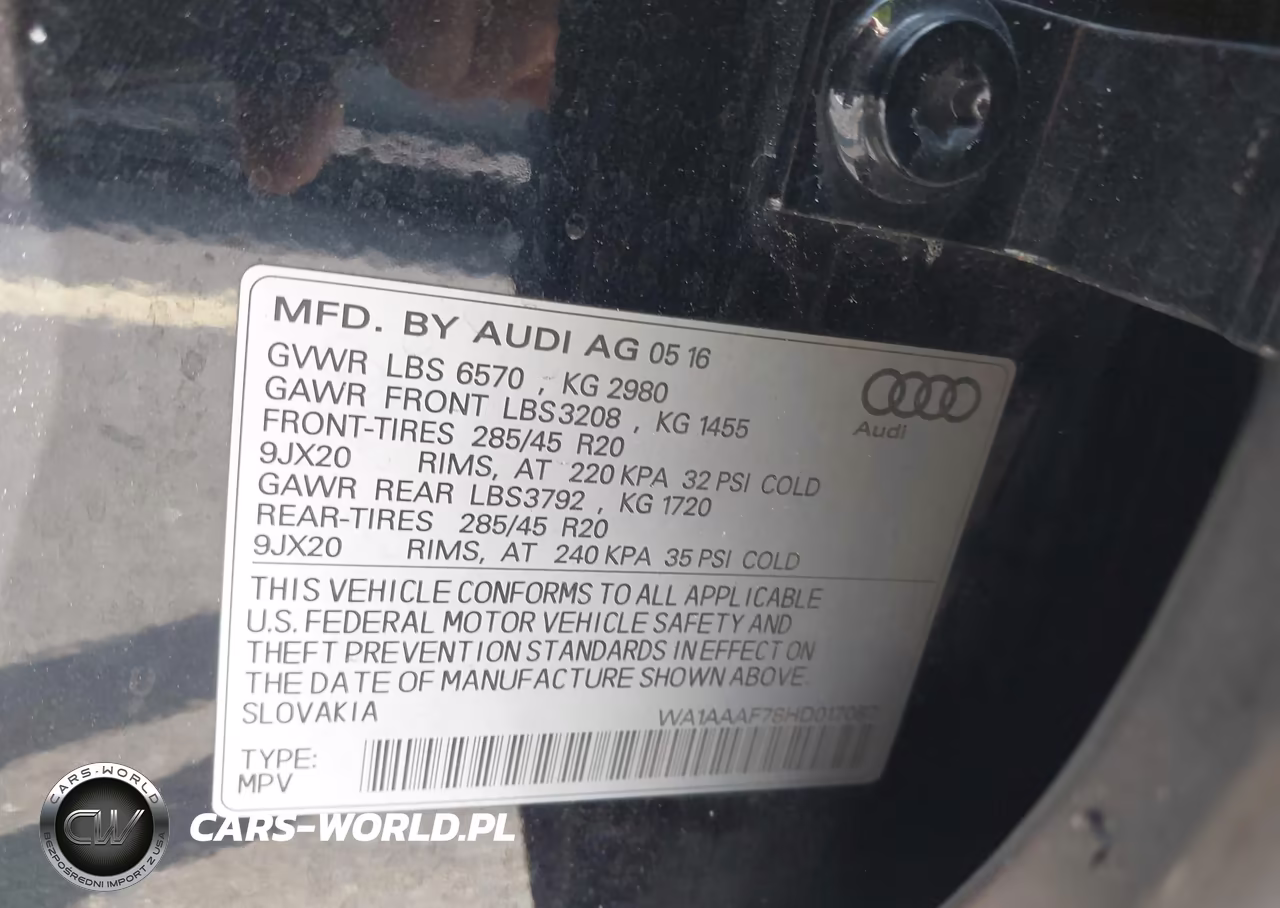 2017 Audi Q7 3.0T Premium VIN:WA1AAAF78HD017087 - 9