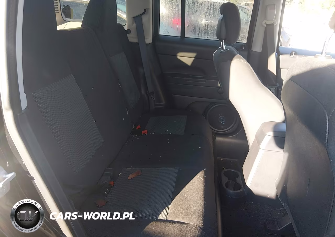 2015 Jeep Patriot Sport VIN:1C4NJPBA0FD372697 - 8