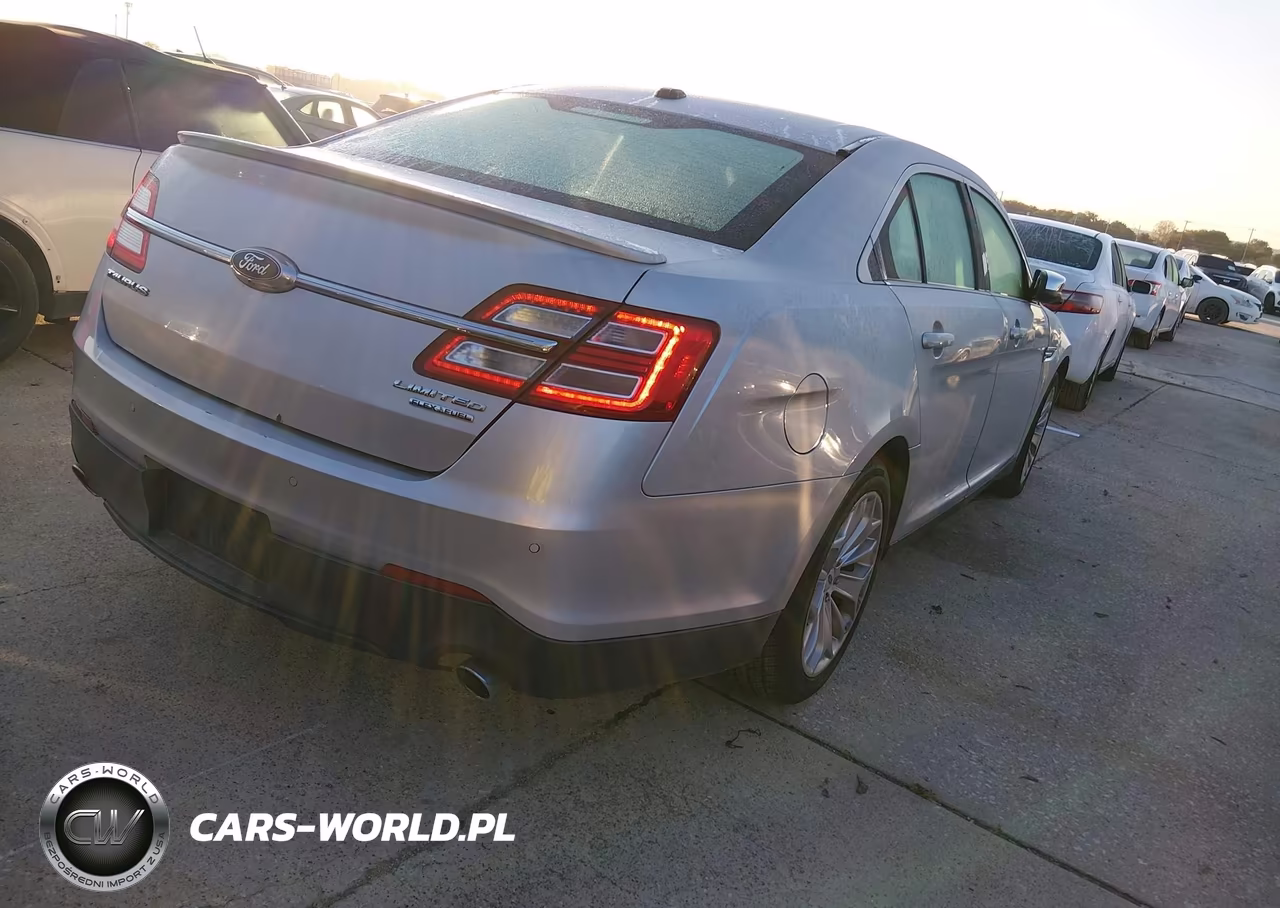 2015 Ford Taurus Limited VIN:1FAHP2F86FG130233 - 4