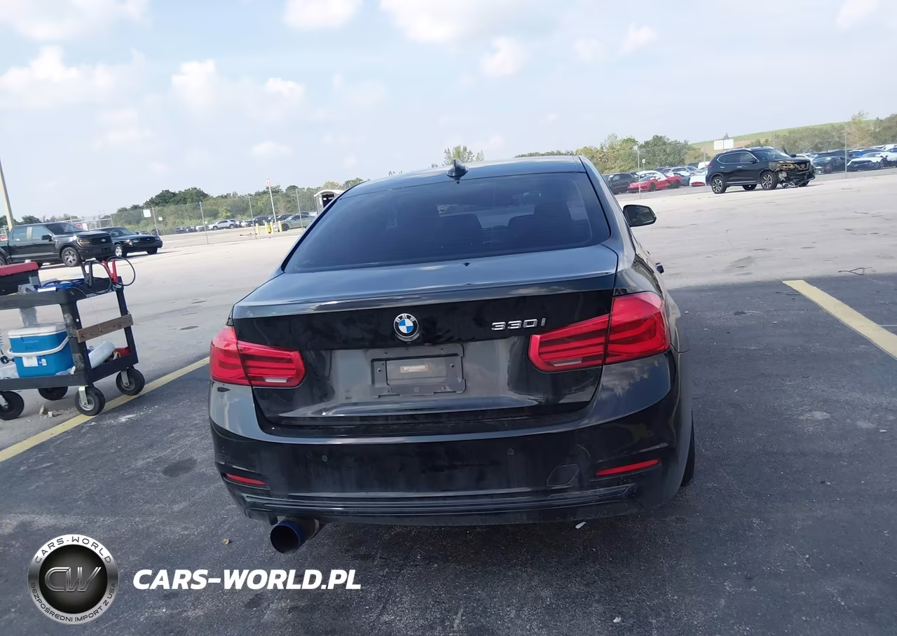 2018 BMW 330I VIN:WBA8B9C52JEE81110 - 16