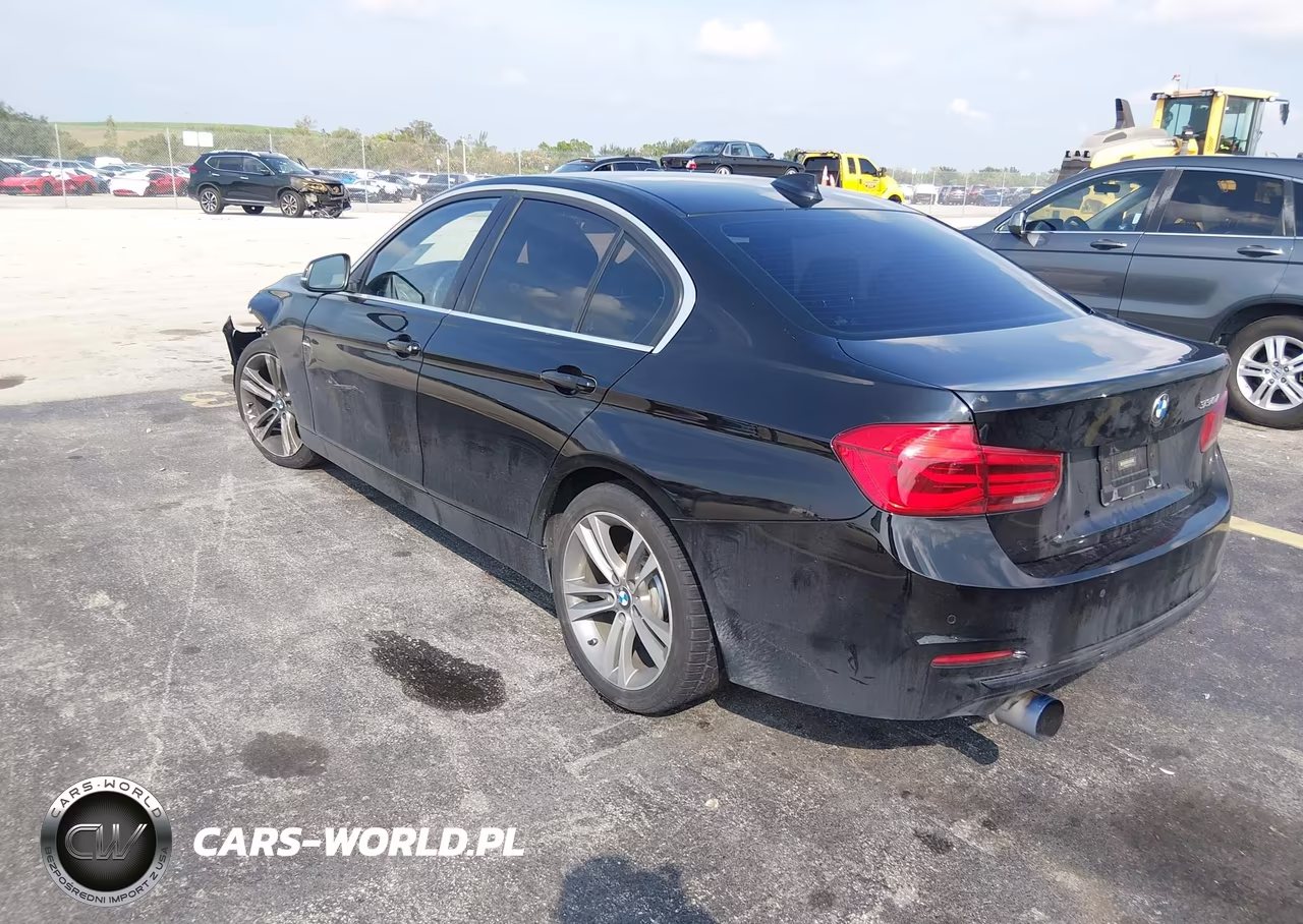 2018 BMW 330I VIN:WBA8B9C52JEE81110 - 3
