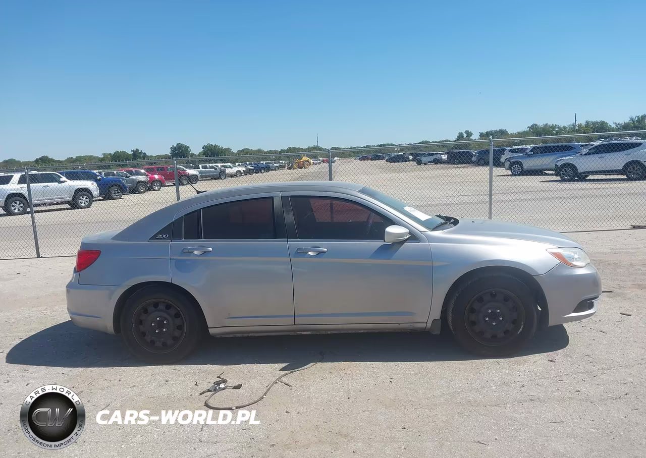 2013 Chrysler 200 Lx VIN:1C3CCBAB3DN686189 - 13