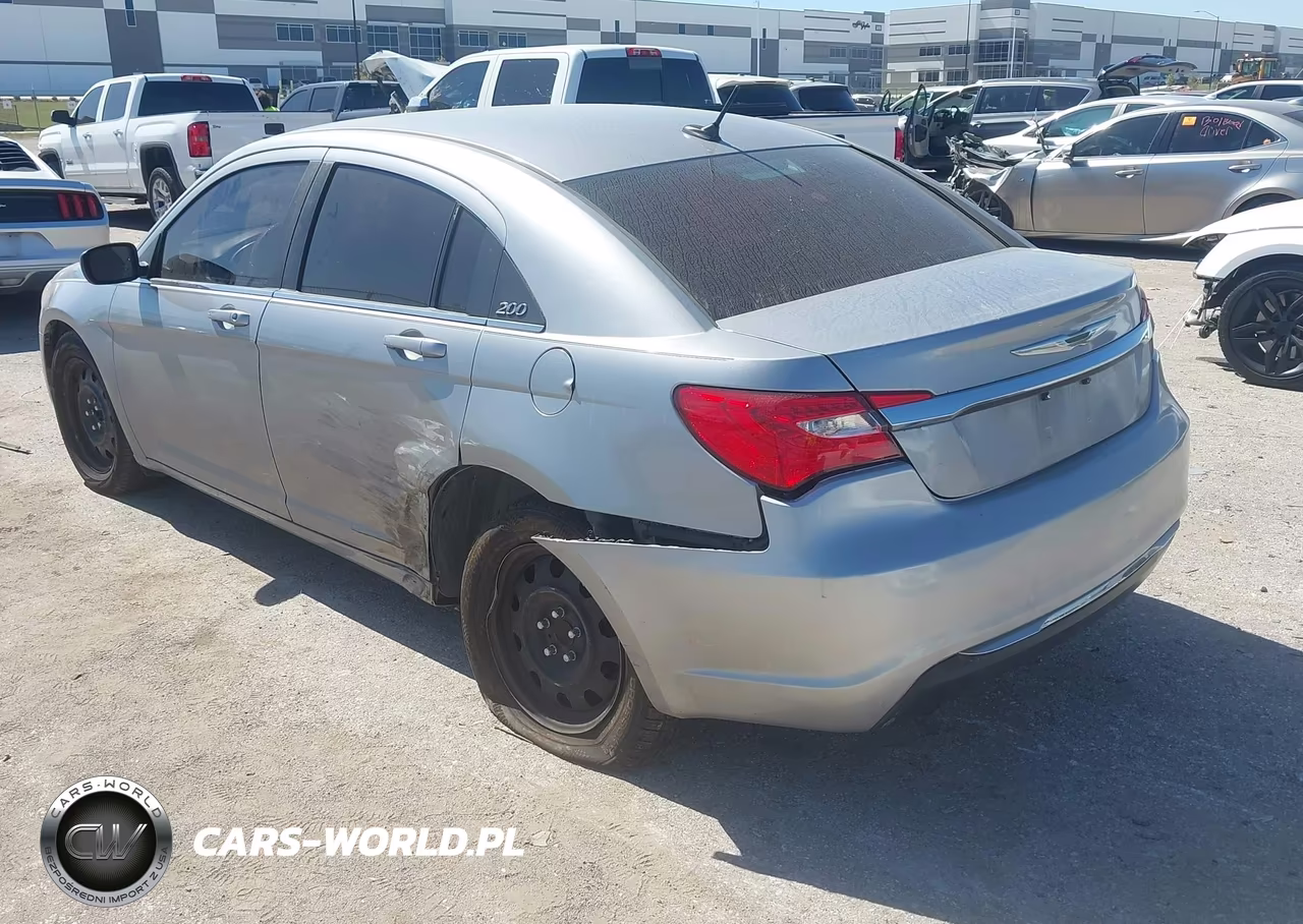 2013 Chrysler 200 Lx VIN:1C3CCBAB3DN686189 - 3