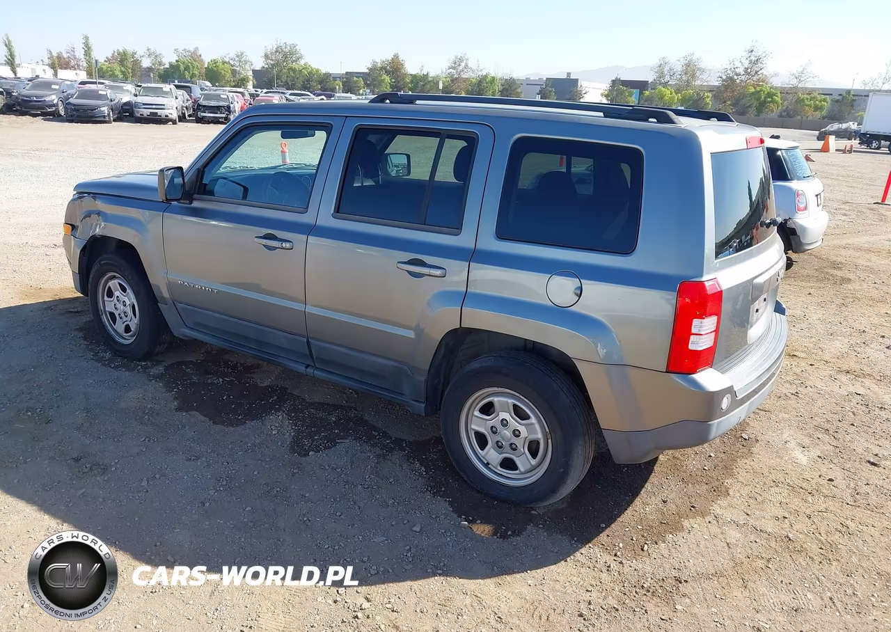 2013 Jeep Patriot Sport VIN:1C4NJPBA1DD109261 - 3