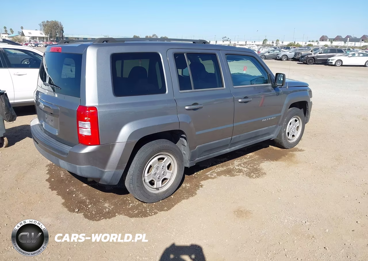2013 Jeep Patriot Sport VIN:1C4NJPBA1DD109261 - 4
