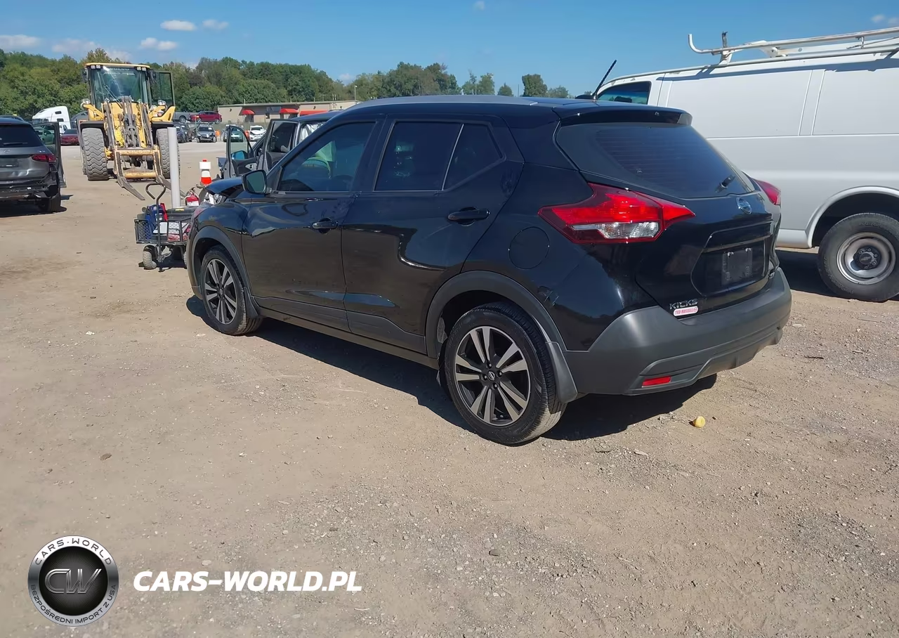 2019 Nissan Kicks Sv VIN:3N1CP5CU0KL559870 - 3