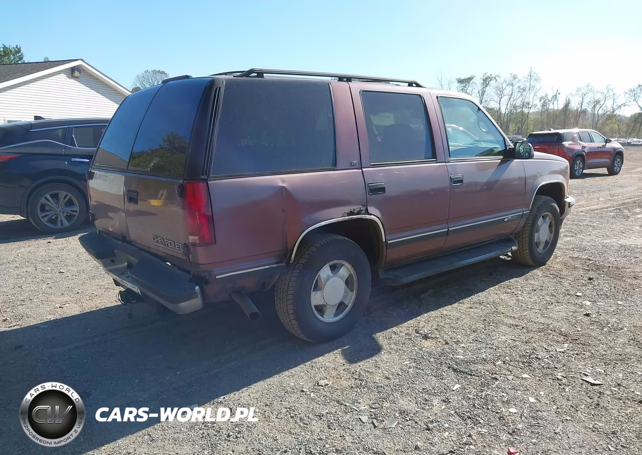 1996 Chevrolet Tahoe K1500 VIN:1GNEK13R3TJ420812 - 4